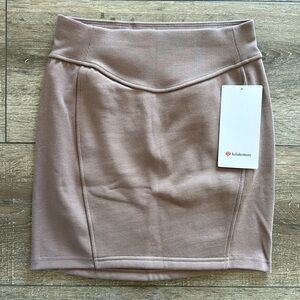 Lululemon Scuba HR Mini Skirt